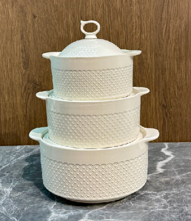 White Beaded Porcelain Double Handle Casserole with Ceramic Knob