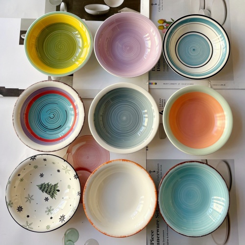 Assorted Swirl & Stripe Glaze Ceramic Deep Bowls